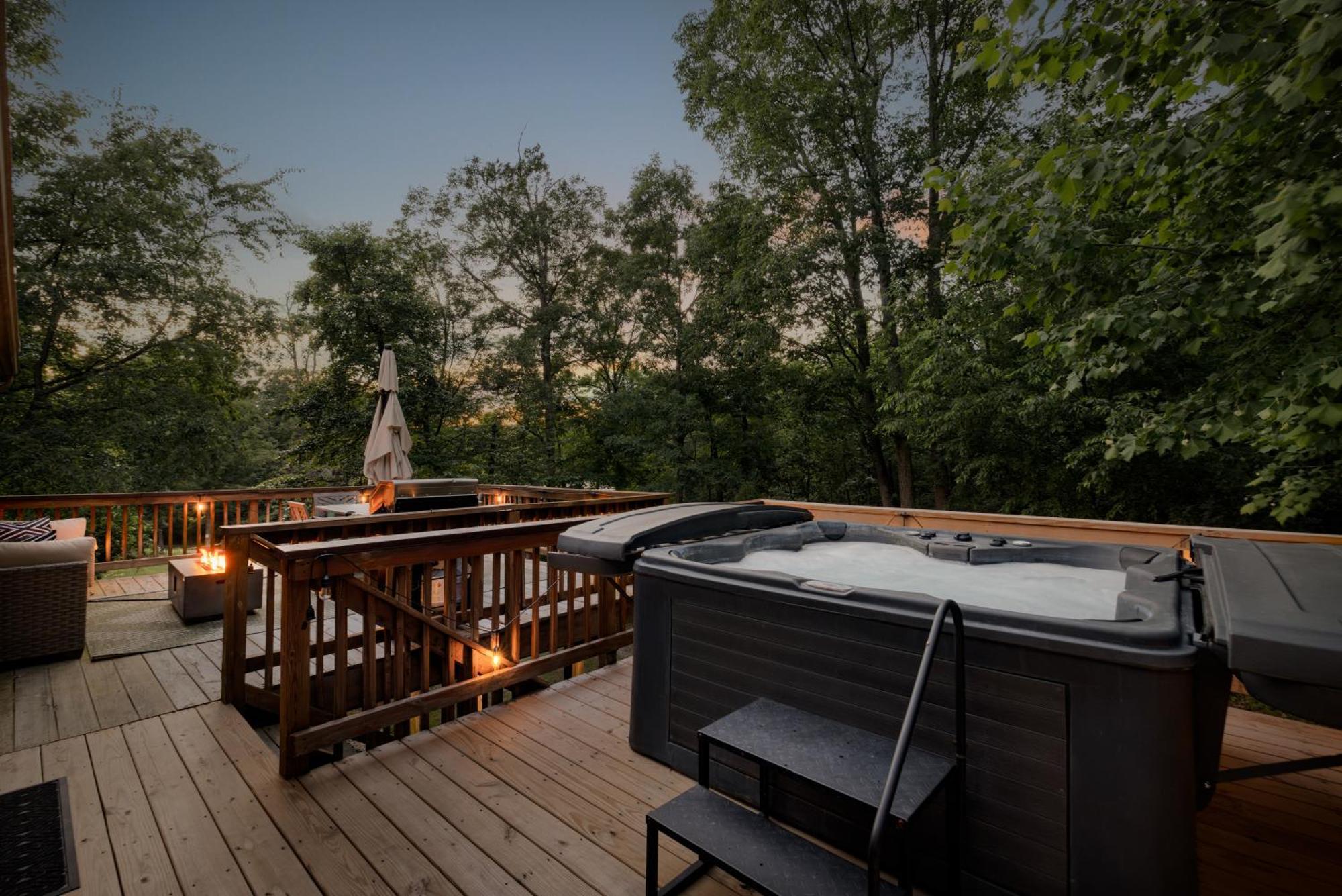 Shenandoah Dog Friendly Cabin With River Access, Hot Tub, Fire Pit, Bbq, Outdoor Dining Exterior photo